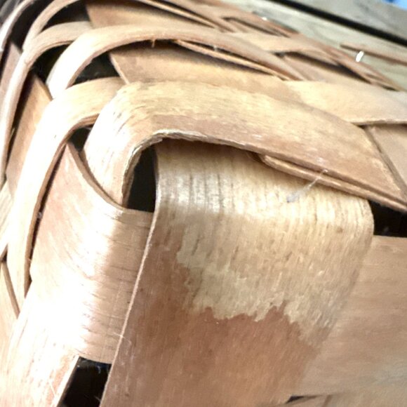 Peterboro Basket Co. Picnic Basket with Lid 13x13x8” - Picture 12 of 13